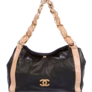 Vintage 2002 collection authentic Chanel Olsen bag tote, limited edition